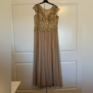 GOLD EVENING GOWN